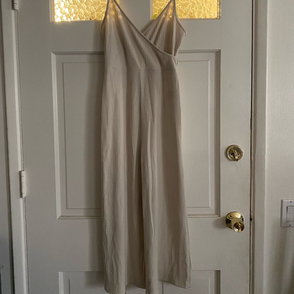 New w/out tag Forever 21 jumpsuit